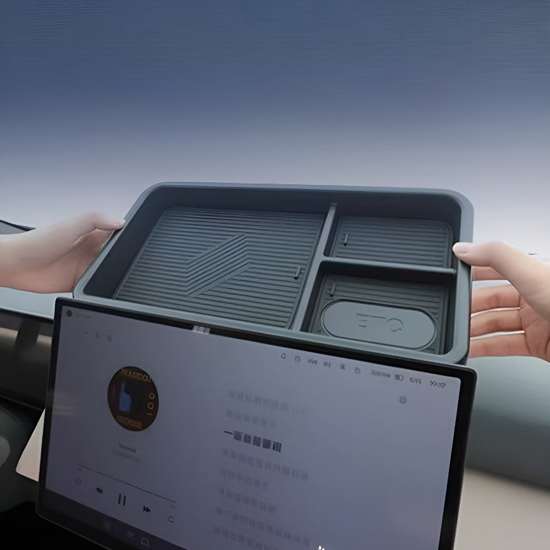 XPENG P7+ Behind-the-Screen Organizer