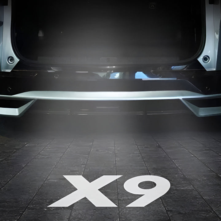 Xpeng X9 Tailgate light