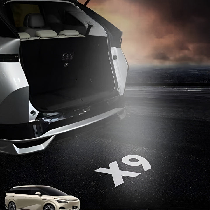 Xpeng X9 Tailgate light