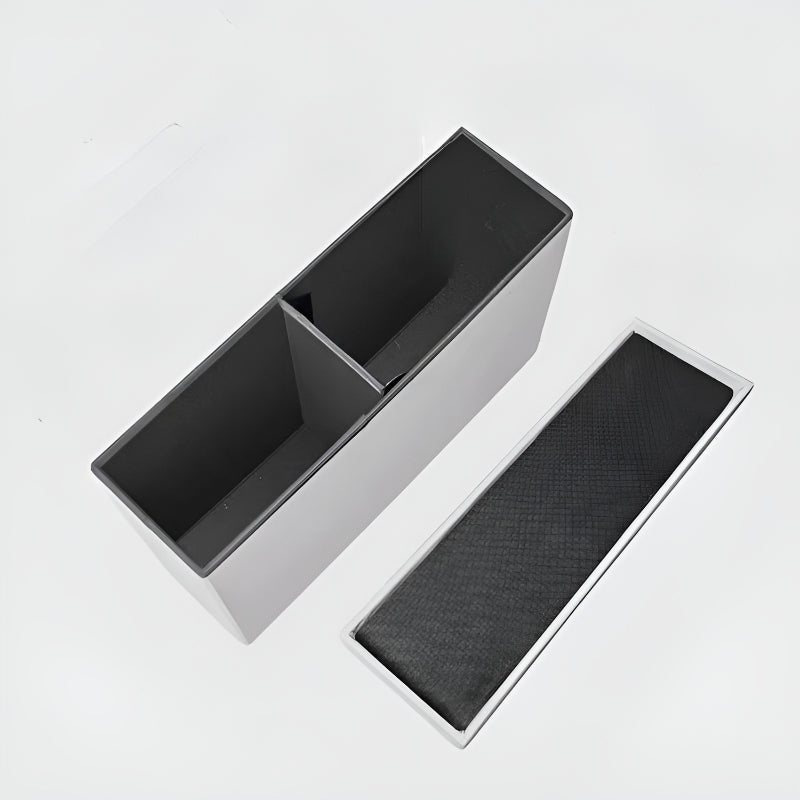 Xpeng X9 Second Row Aisle Organizer