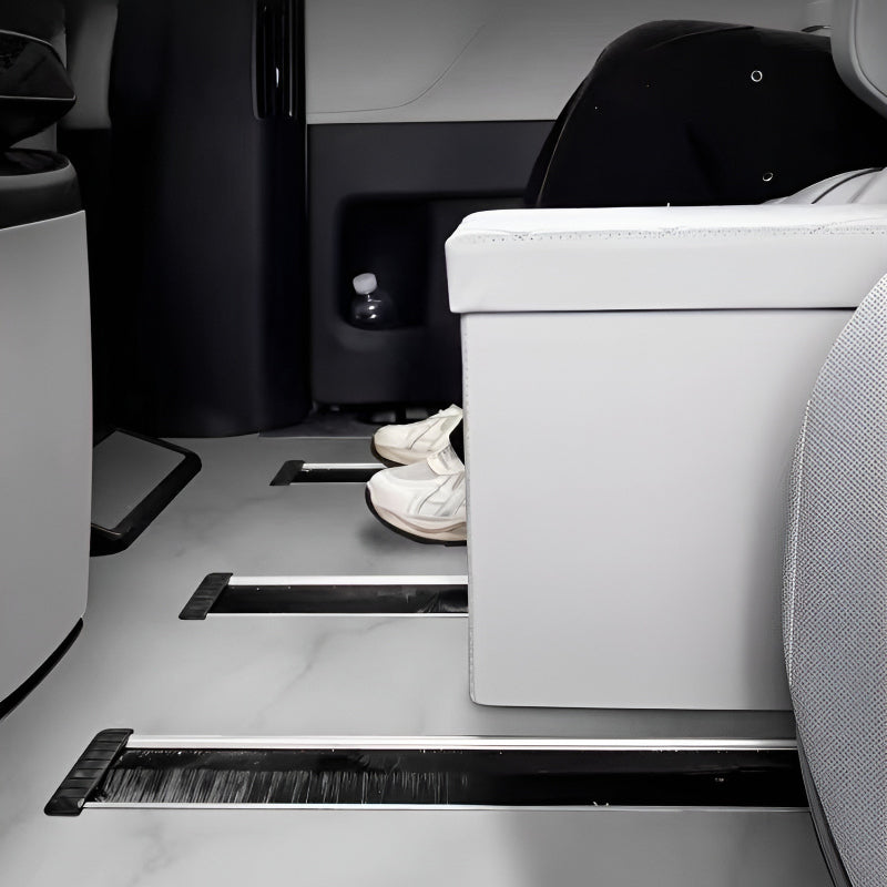 Xpeng X9 Second Row Aisle Organizer