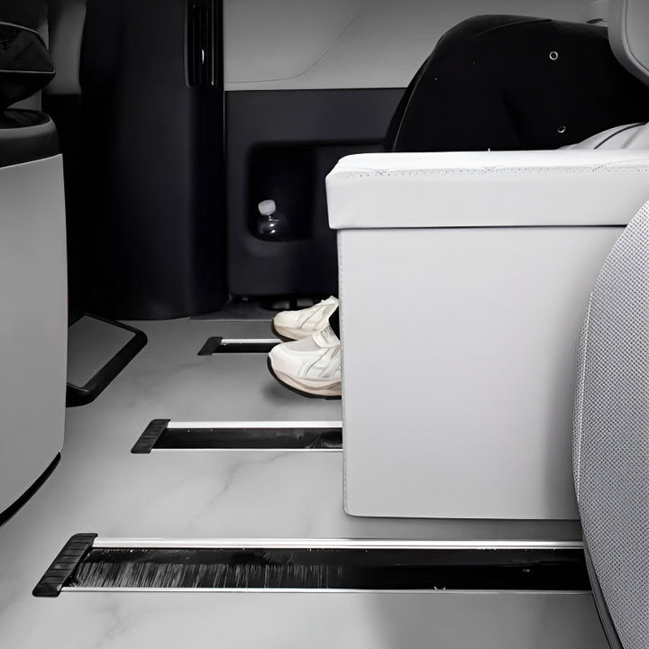 Xpeng X9 Second Row Aisle Organizer