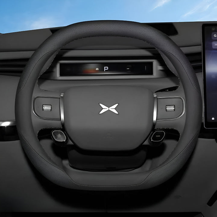  XPeng GX black steering wheel cover 