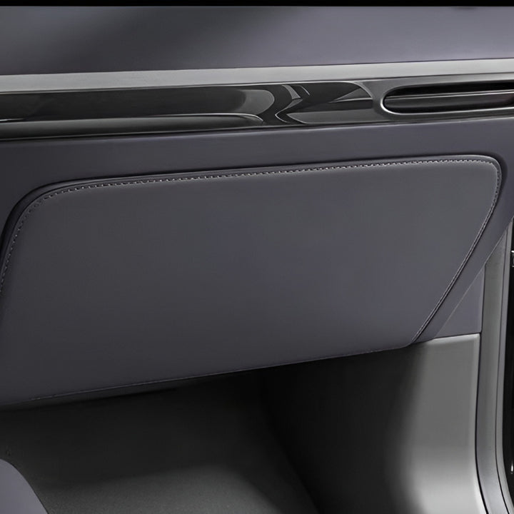 XPENG G9L Passenger Side Anti-Kick Mat Black Meteorite